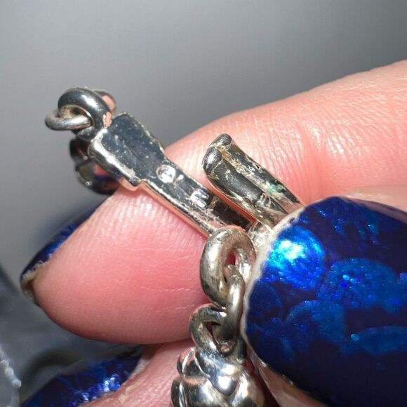 Silver Tone and Deep Navy Chunky Pendant Hook Closure Mesh Necklace - Picture 8 of 9